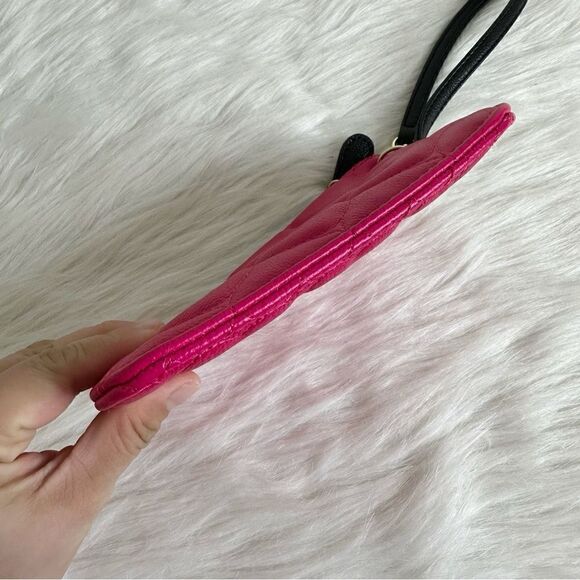 Betsey Johnson Hearth Embossed Pink Wristlet - Picture 4 of 6